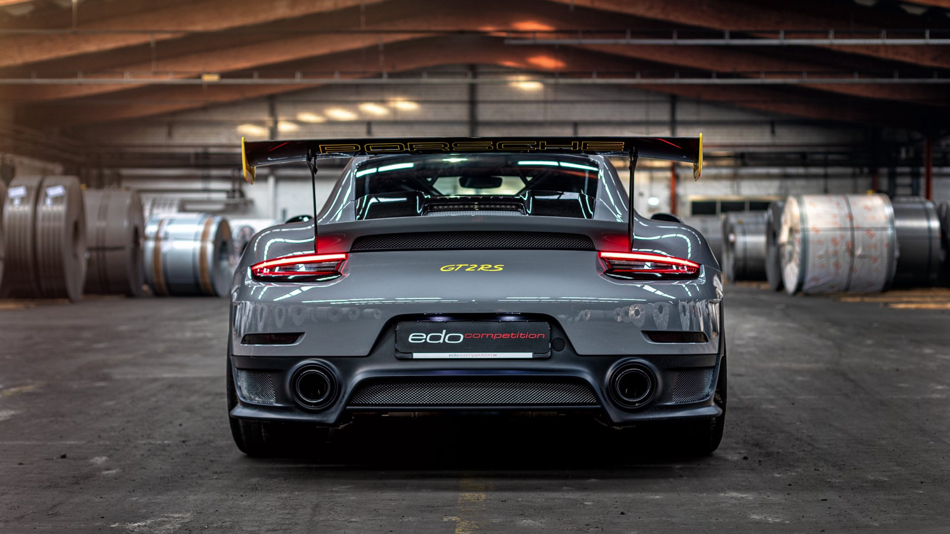 “阿仙奴连连反击，热刺防线面临考验”