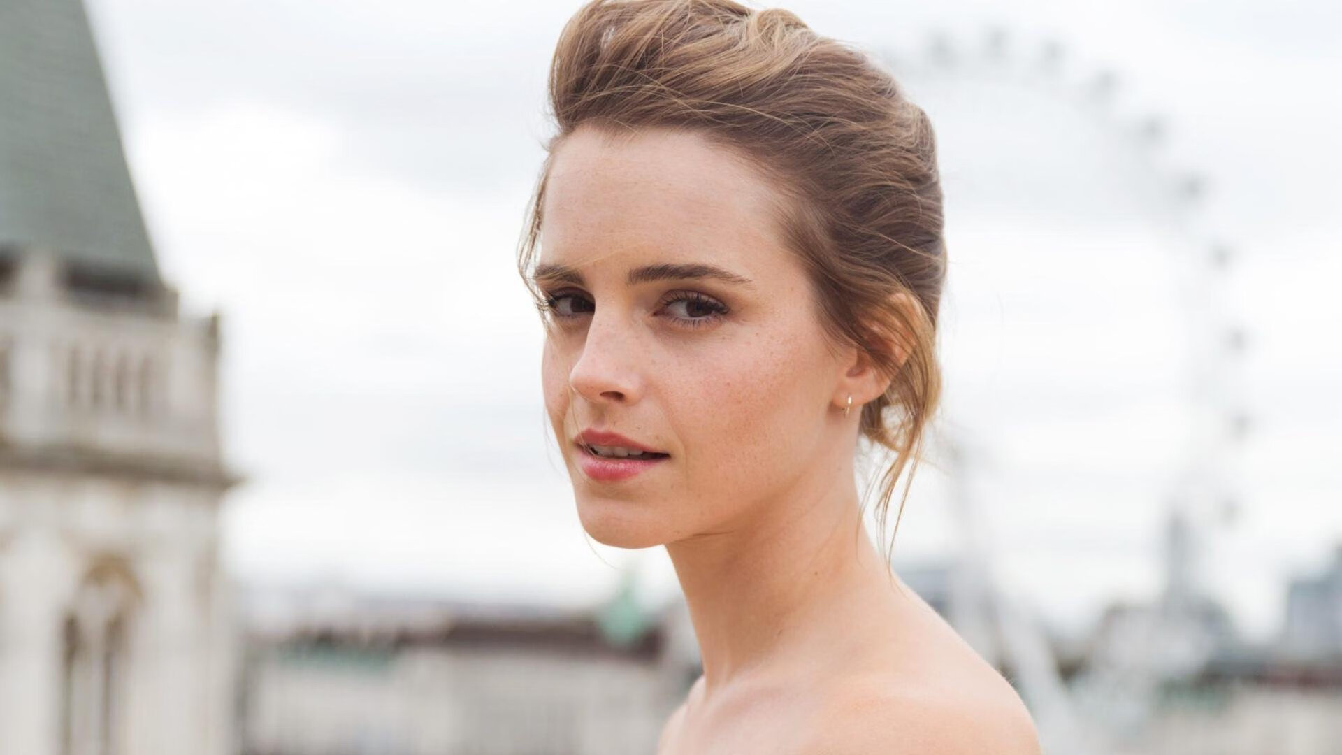 球队重启客场表现与球迷氛围的关联趋势,球队主客场